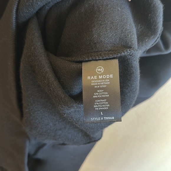 Rae Mode Off The Shoulder Top Size Large Black  Long Sleeve Pullover Stretch - Picture 7 of 8